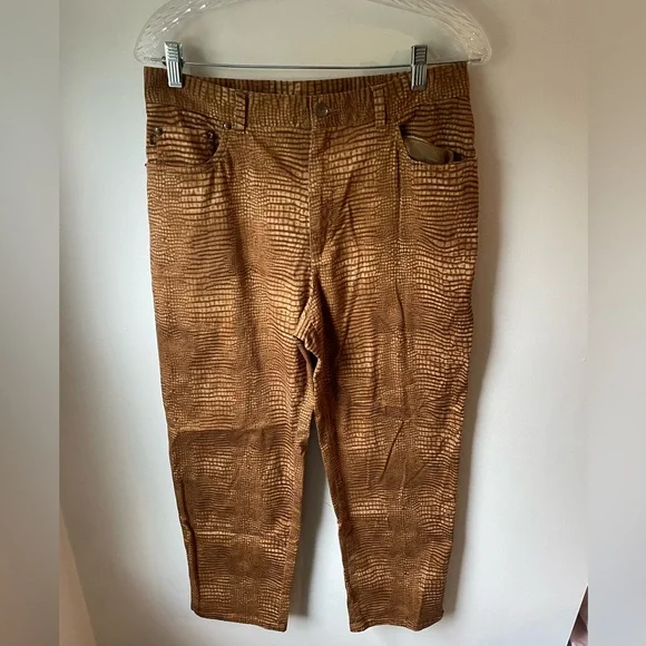 Ralph Lauren Tan Crocodile Pattern Cropped Pants - Picture 1 of 4